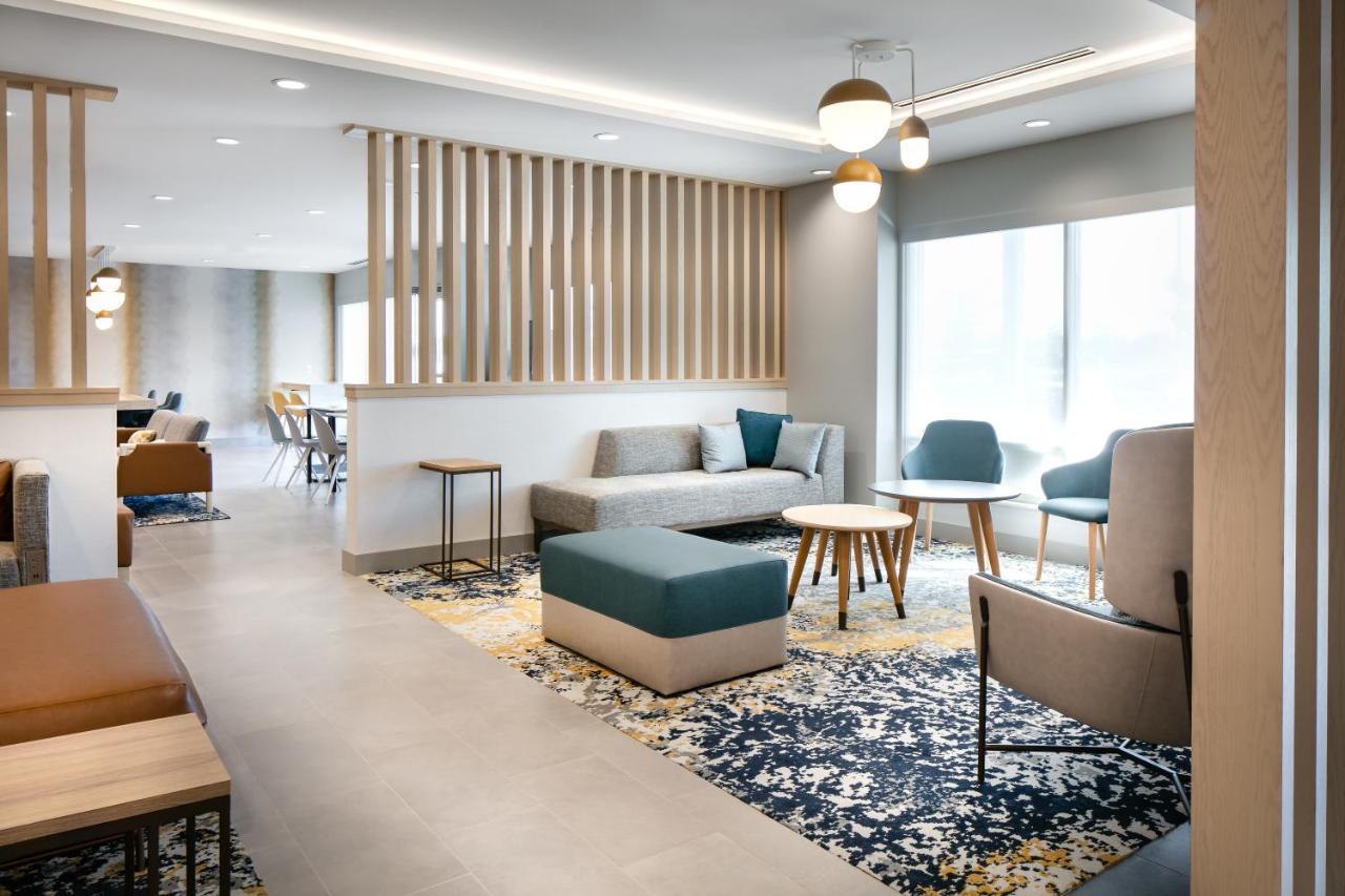 Towneplace Suites By Marriott Madison West, Middleton Bagian luar foto